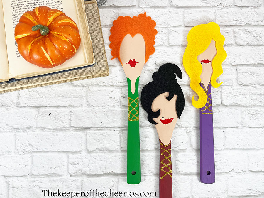 sanderson sisters wood spoons 8